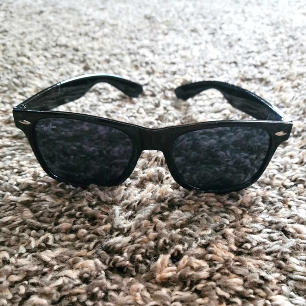 💗5/$25💗 Black Sunglasses
